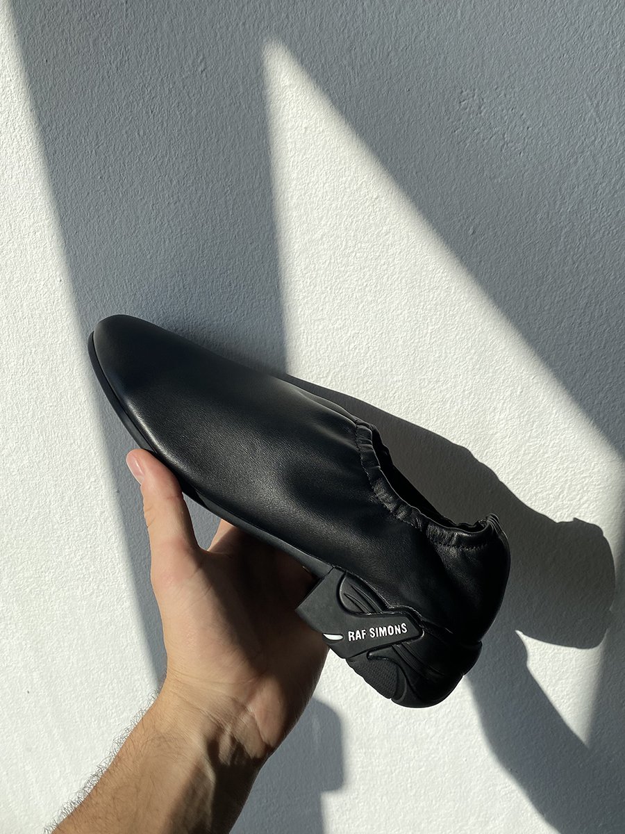 VooStore: Raf Simons (Runner) and 